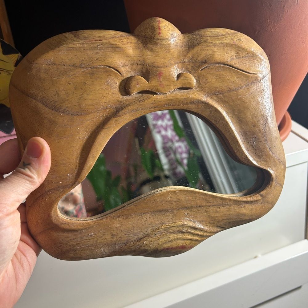 Unique Handcrafted Carved Wooden Face Mirror Indonesia 9" X 7.5” - Picture 9 of 11